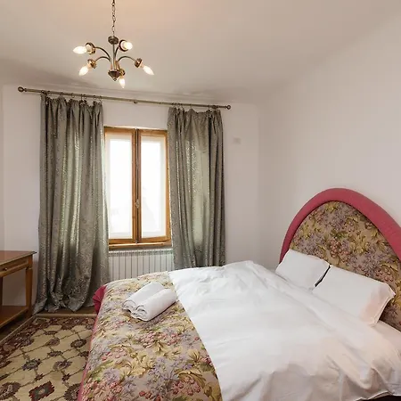 Bed & Breakfast Via Atheneo Boutique Bucharest