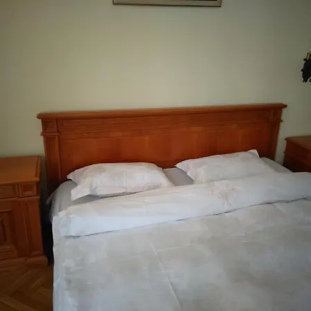 Bed & Breakfast Via Atheneo Boutique Bucharest